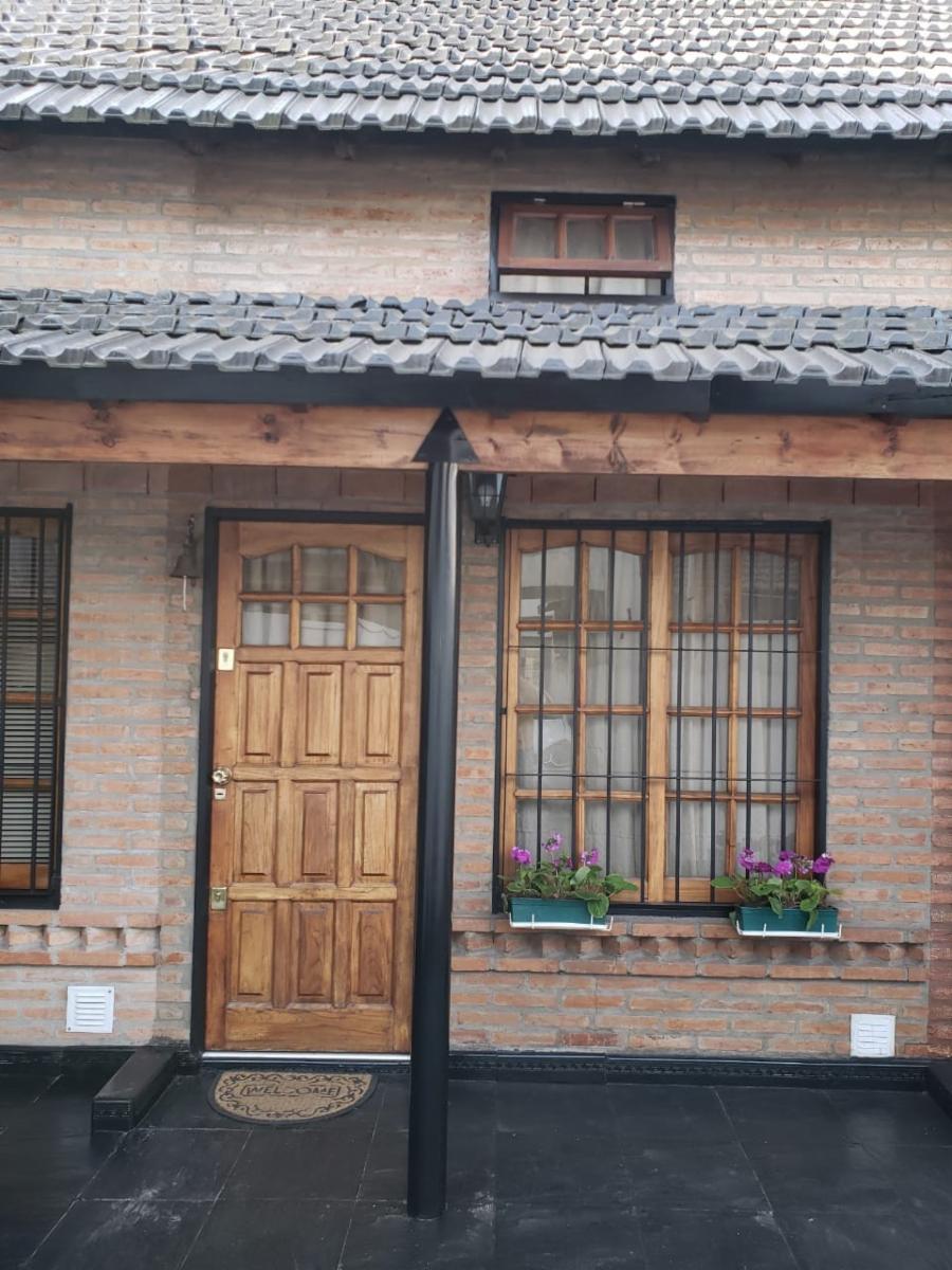 DUPLEX DE 2 Y ½ AMBIENTES, RETASADO VILLA LUZURIAGA