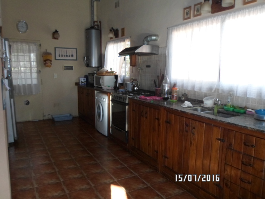 Casa San Juan esq. Jose Hernandez
