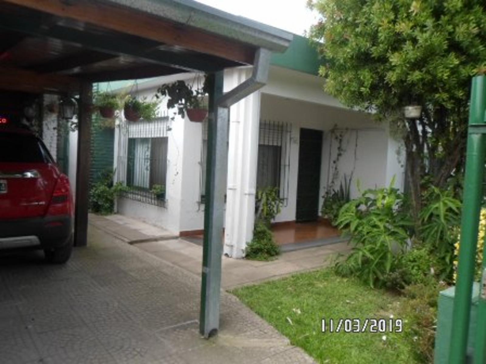 Casa Tipo Americana - Excelente Estado — foto 2
