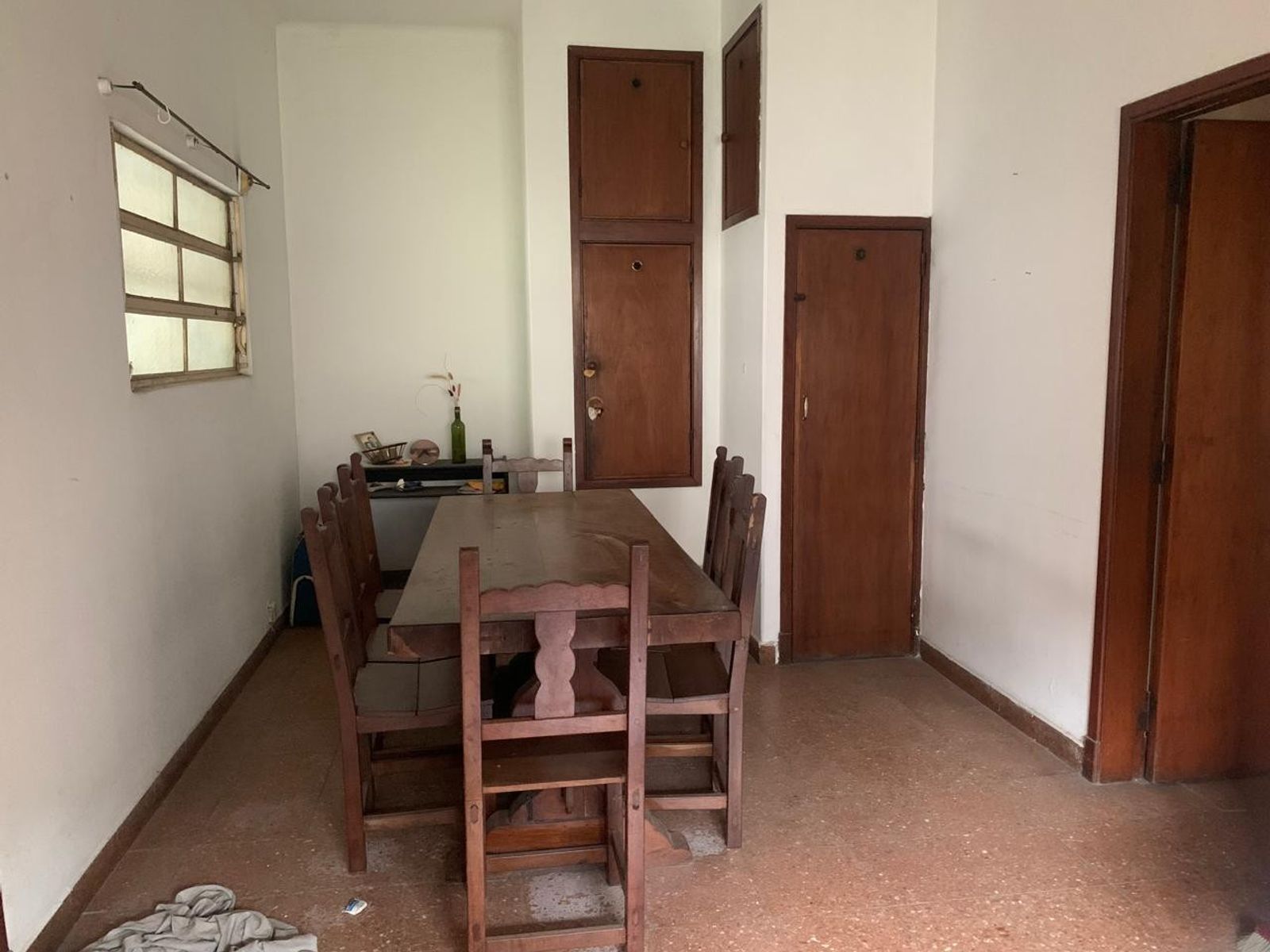 EXCELENTE PROPIEDAD CENTRICA CON LOCALES — foto 2
