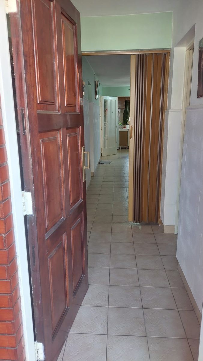 CASA TIPO AMERICANA EXCELENTE UBICACION — foto 3