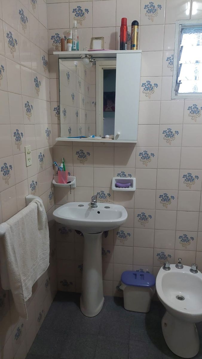 CASA TIPO AMERICANA EXCELENTE UBICACION — foto 10