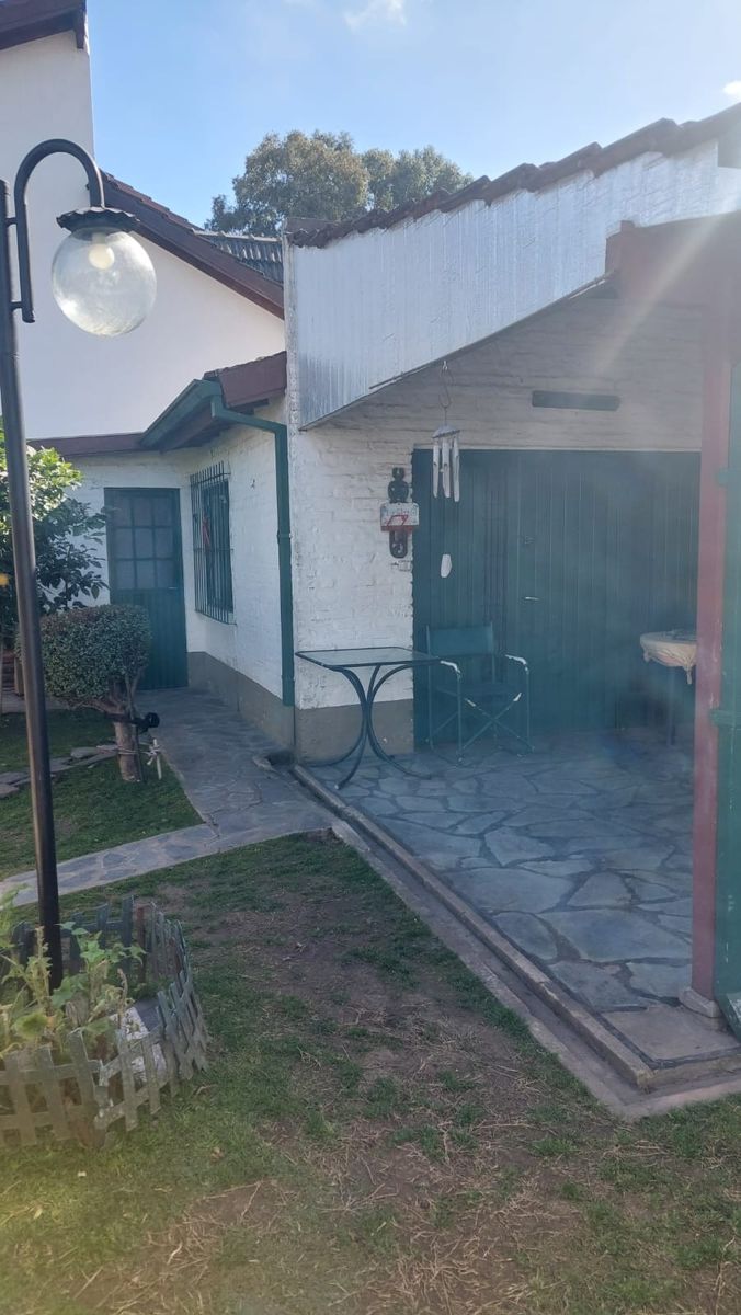 CASA TIPO AMERICANA EXCELENTE UBICACION — foto 12