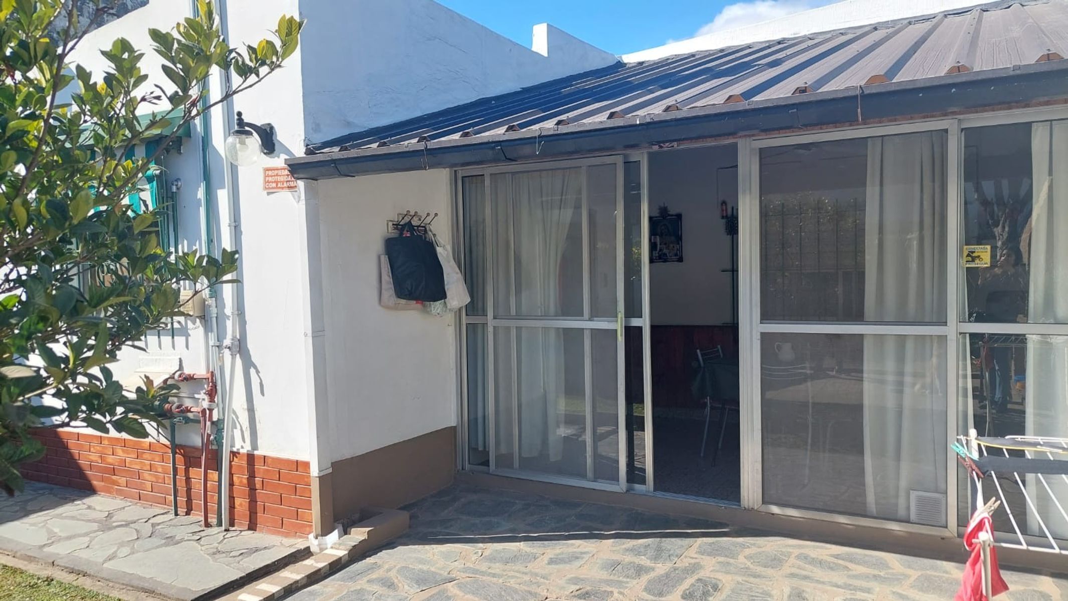 CASA TIPO AMERICANA EXCELENTE UBICACION — foto 13