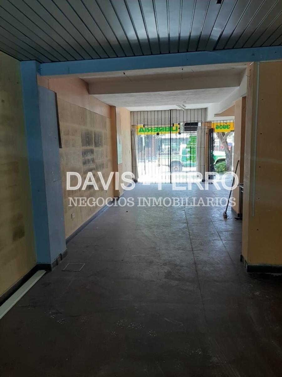 Av. de los Constituyentes 3600 - Local Comercial 56 M2 - Villa Pueyrredón - 3