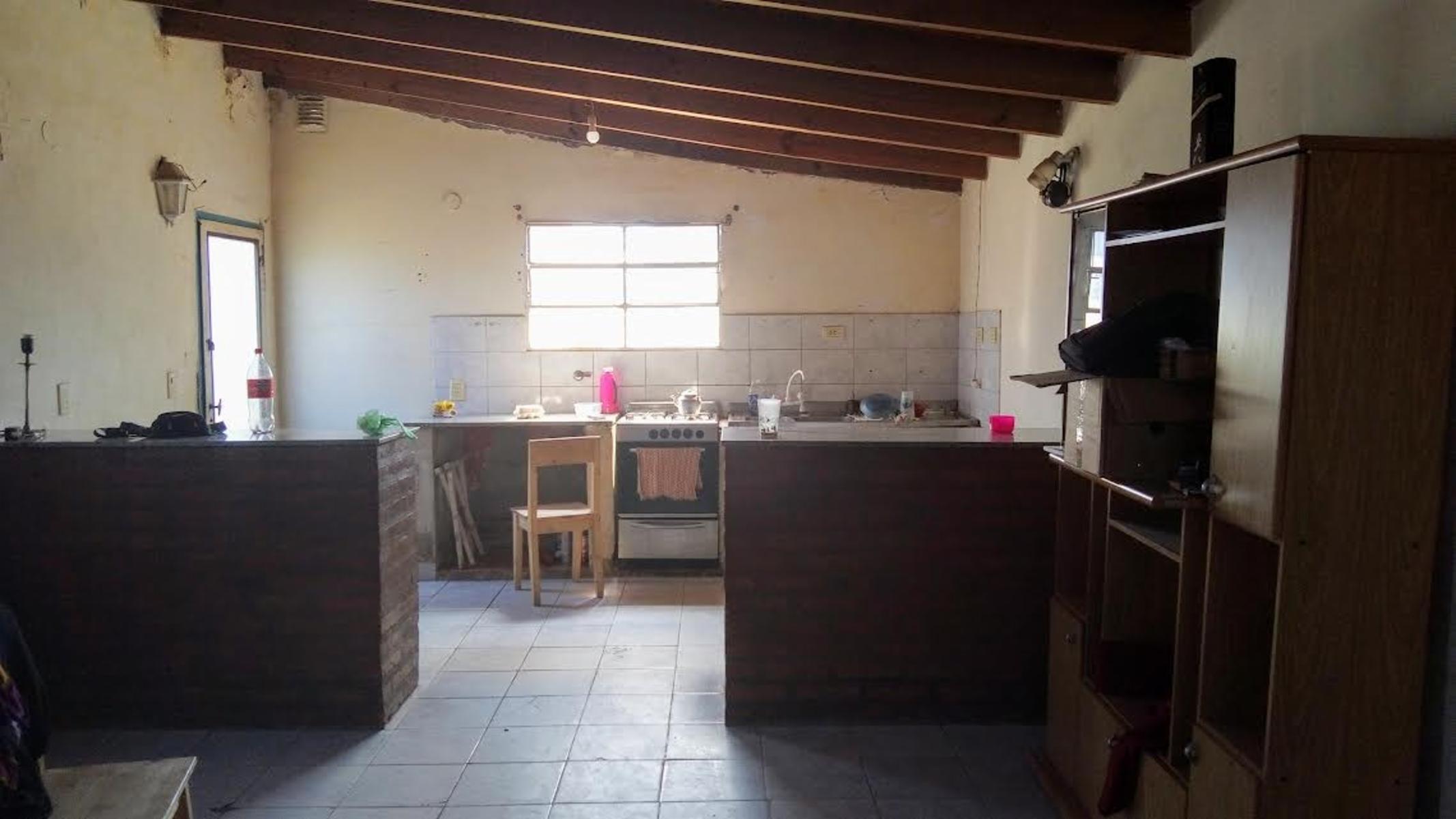 VENTA DE CASA CON DEPARTAMENTO INTERNO. — foto 2