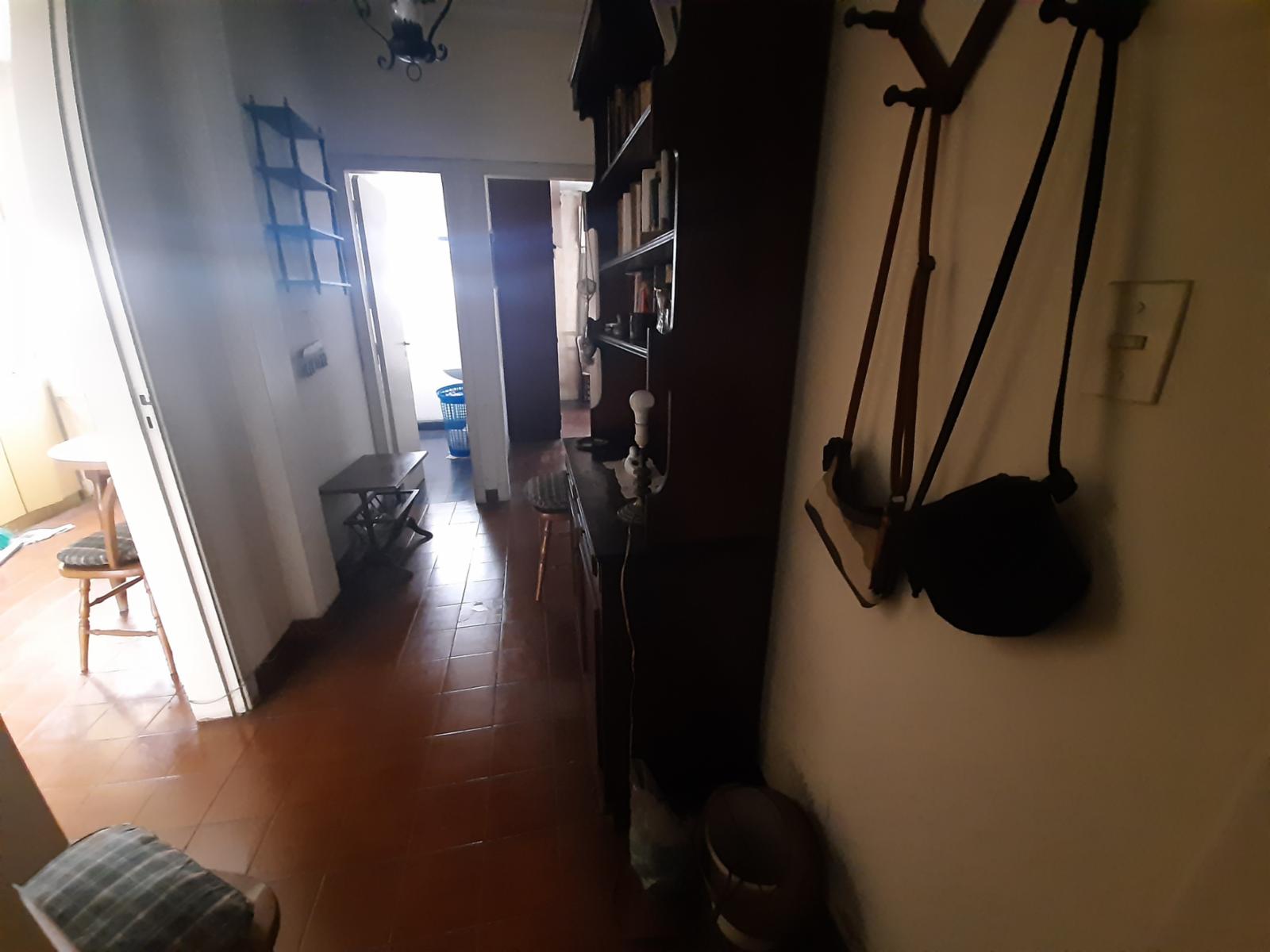 CHALET 3 AMBIENTES EN ESQUINA CON JARDIN Y COCHERA — foto 5