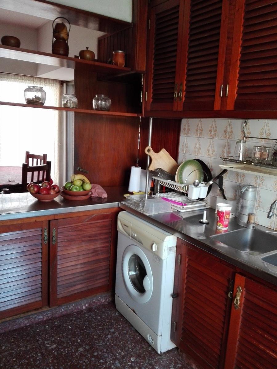 EXCELENTE PROPIEDAD EN JOSE MARMOL VENTA URGENTE Y DIRECTA APTA CREDITO — foto 3