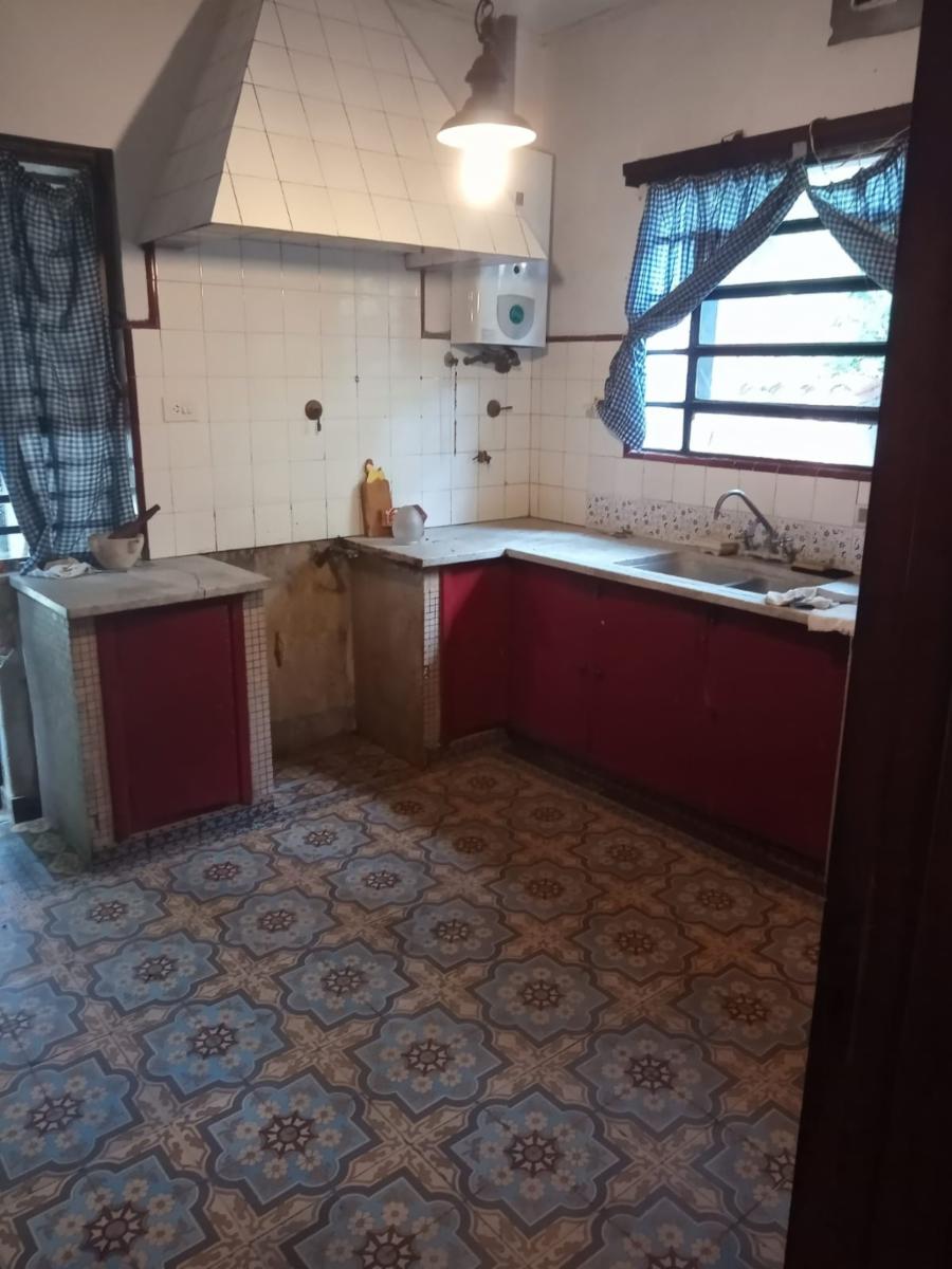 CASA DE 4 AMBIENTES A METROS DE LA ESTACION DE TREN EN CLAYPOLE - APTA VARIOS USOS — foto 13