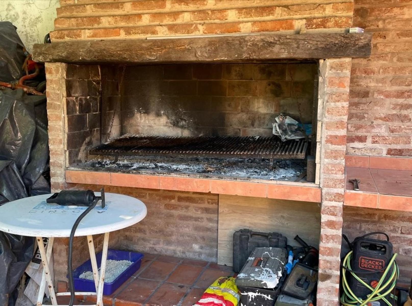 Casa de 3 ambientes con pileta a una cuadra del parque Ramon Carrillo — foto 4