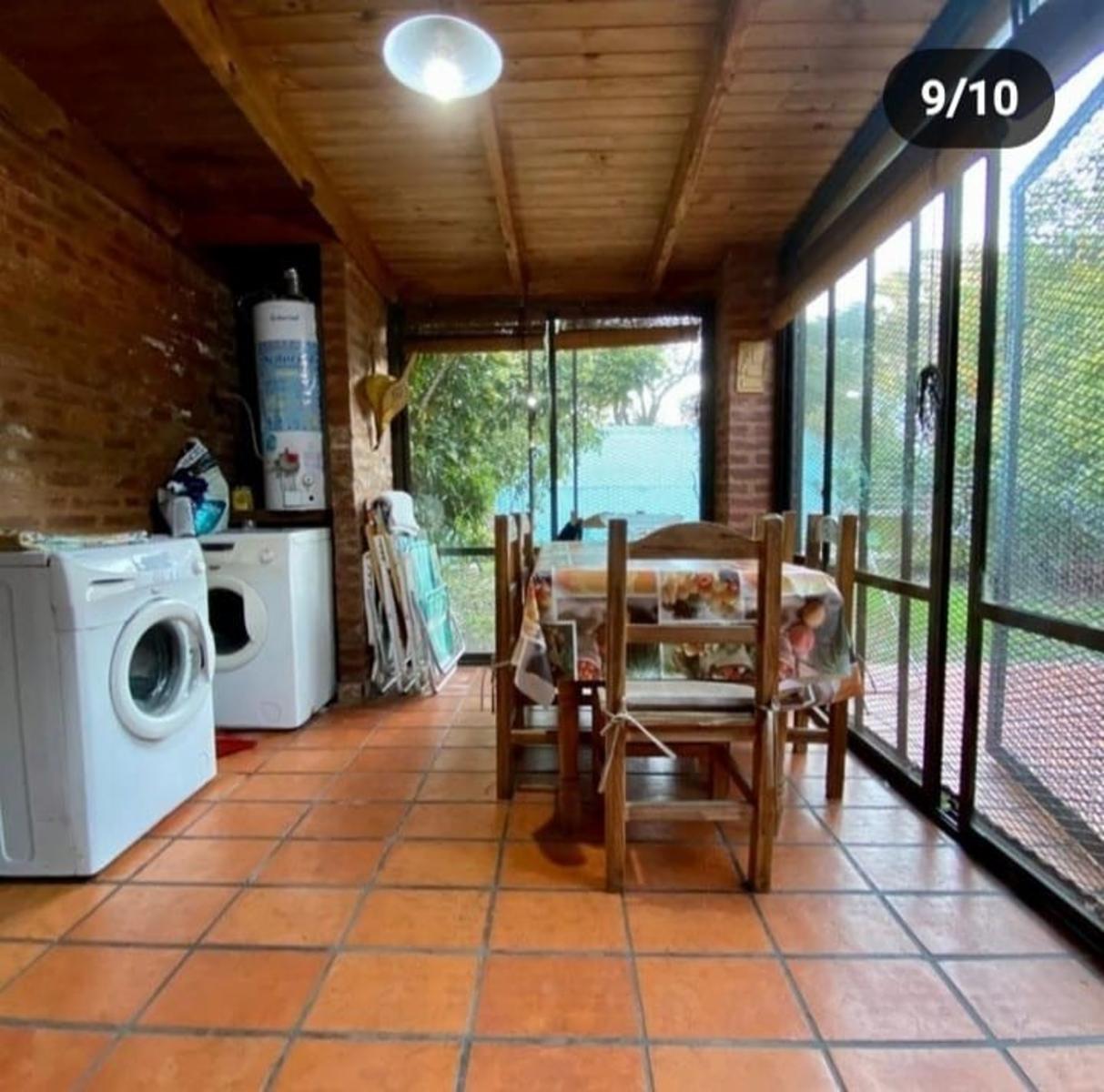 Casa de 3 ambientes con pileta a una cuadra del parque Ramon Carrillo — foto 9