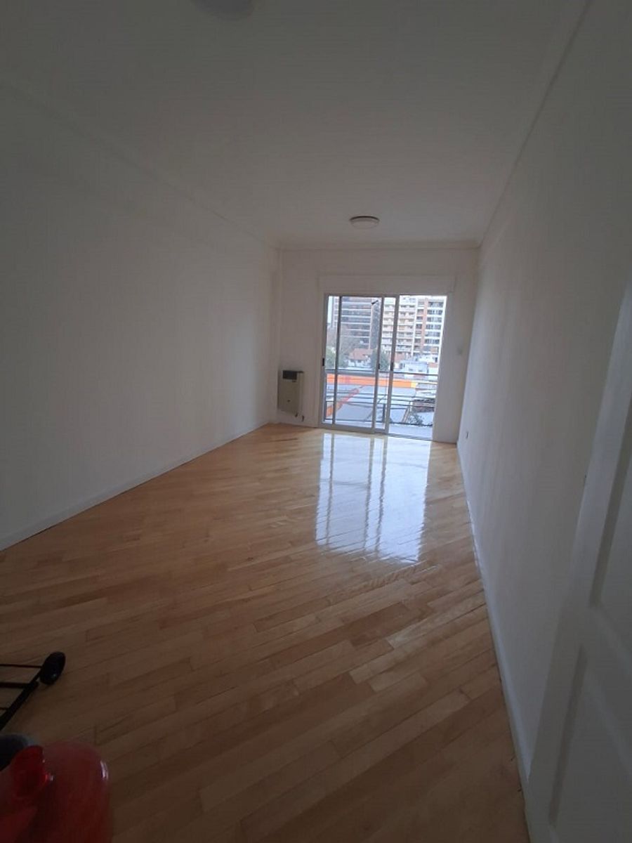 IMPECABLE DEPARTAMENTO EN LOMITAS APTO PROFESIONAL - 7