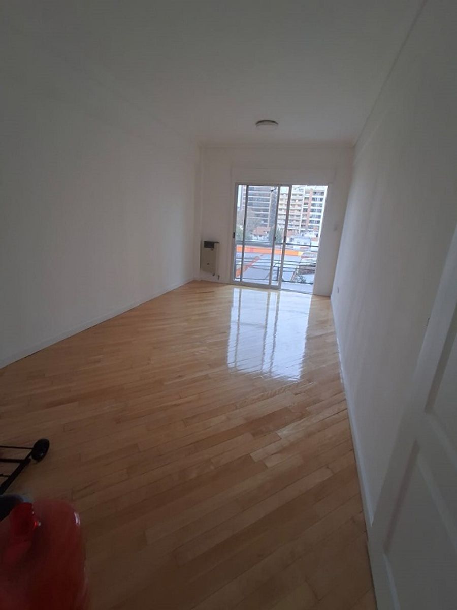 IMPECABLE DEPARTAMENTO EN LOMITAS APTO PROFESIONAL - 14