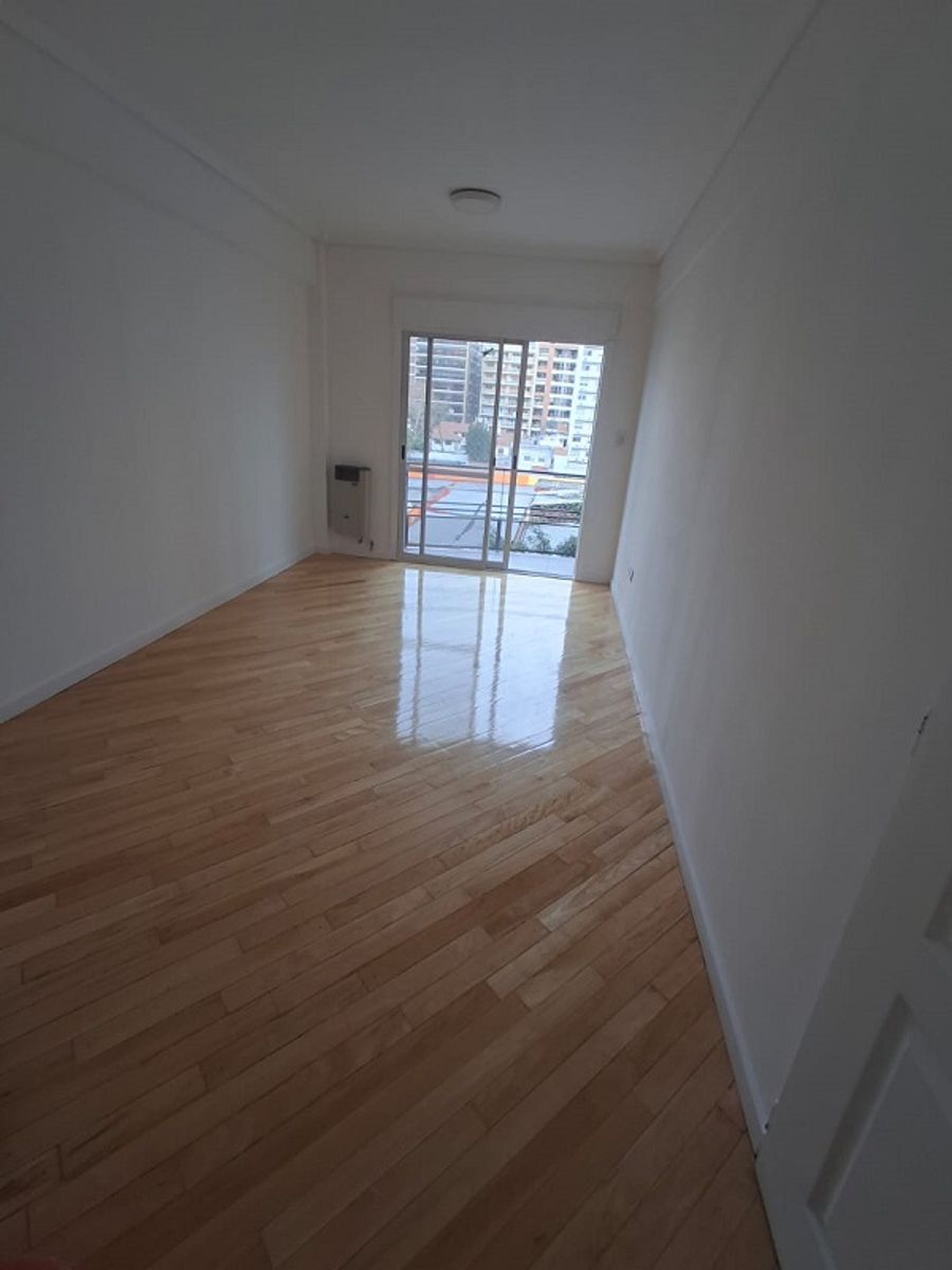 IMPECABLE DEPARTAMENTO EN LOMITAS APTO PROFESIONAL - 15