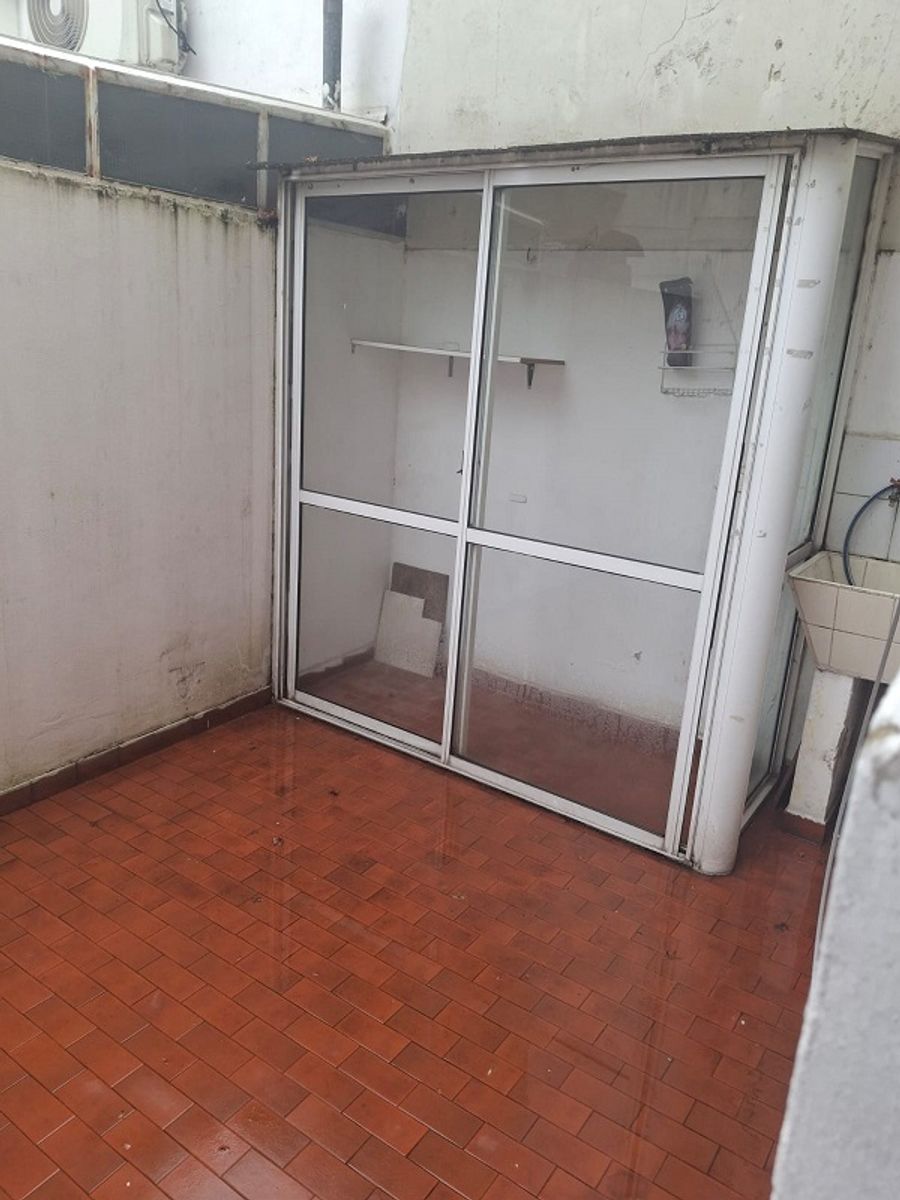 MUY LINDO PH EN PLANTA BAJA EN BANFIELD OESTE A METROS DE HIPOLITO IRIGOYEN - 11