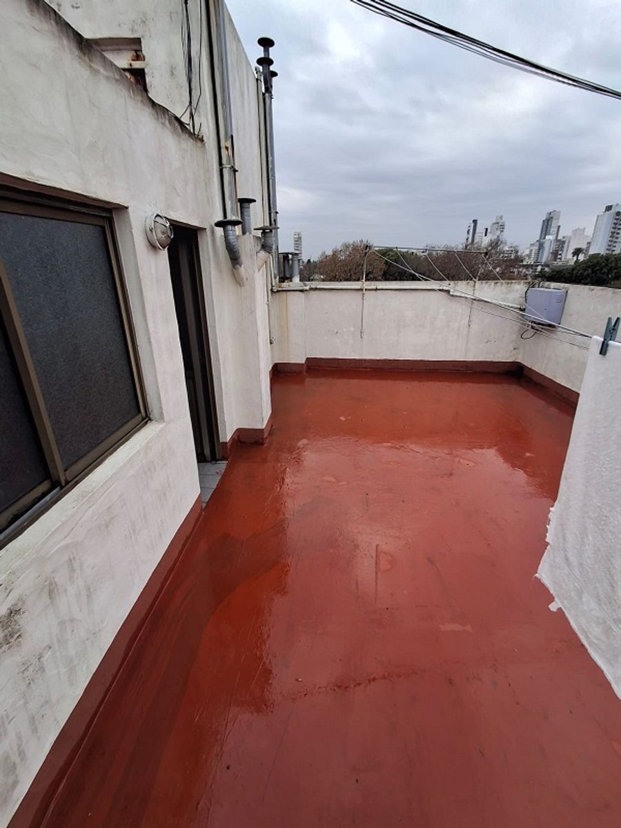 MUY LINDO PH EN PLANTA BAJA EN BANFIELD OESTE A METROS DE HIPOLITO IRIGOYEN - 17