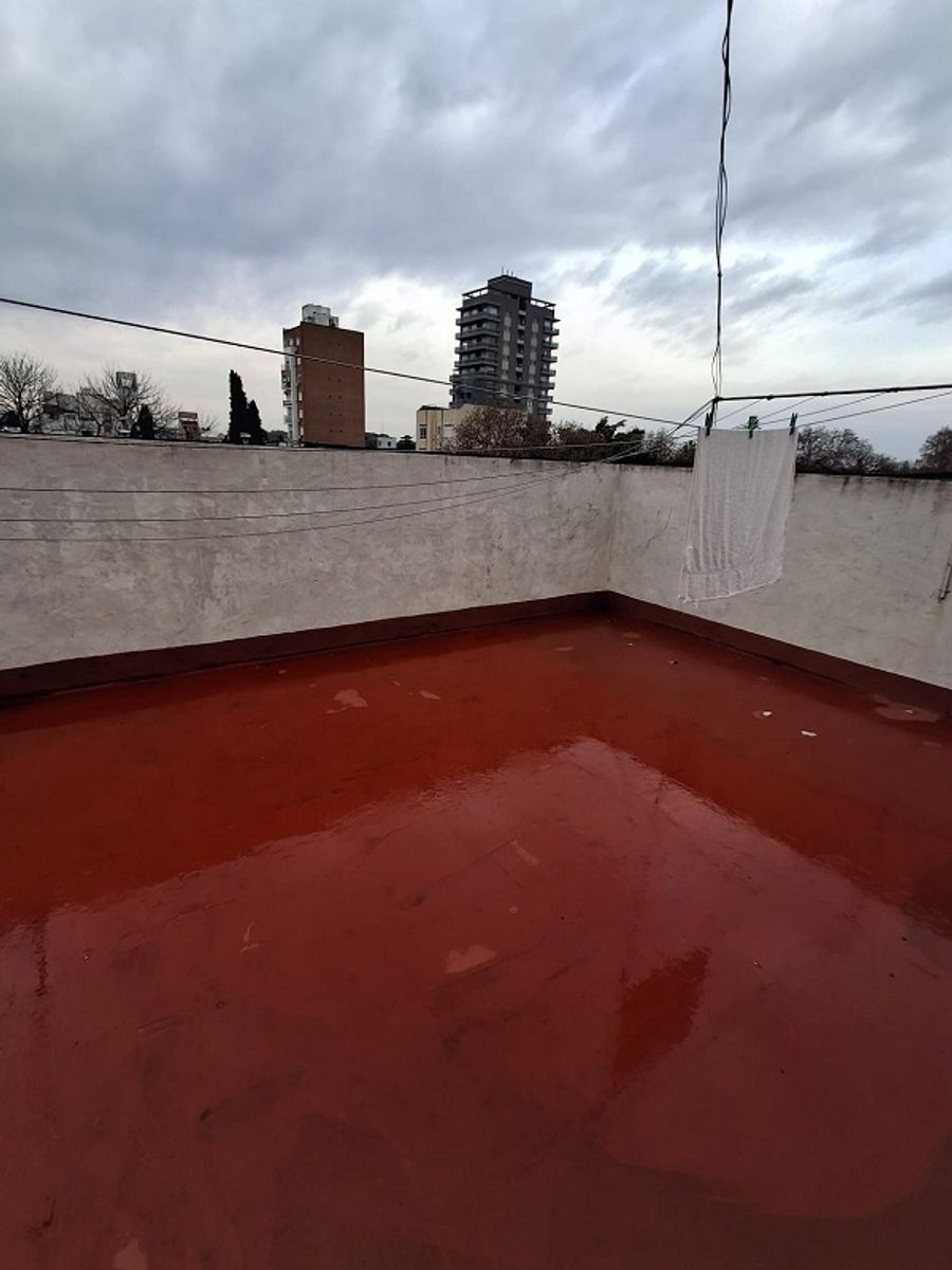 MUY LINDO PH EN PLANTA BAJA EN BANFIELD OESTE A METROS DE HIPOLITO IRIGOYEN - 19