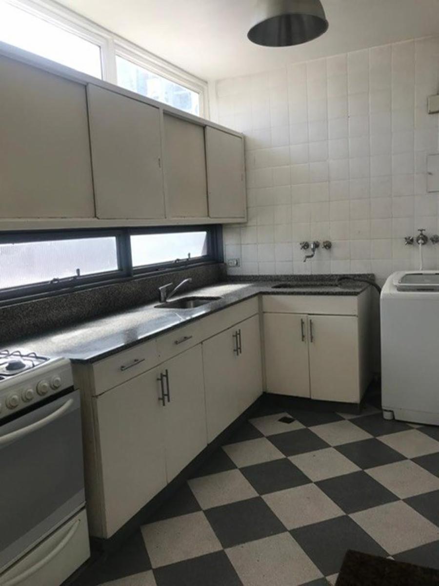 4 Ambientes - Excelente Ubicación y Distribución - Alquiler Temporario Sin Garantía.