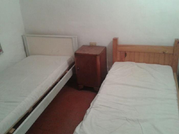 SE VENDE MUY LINDA CASA DE 3 AMBIENTES CON COCHERA PASANTE Y AMPLIO FONDO EN LA FALDA, CÓRDOBA — foto 10
