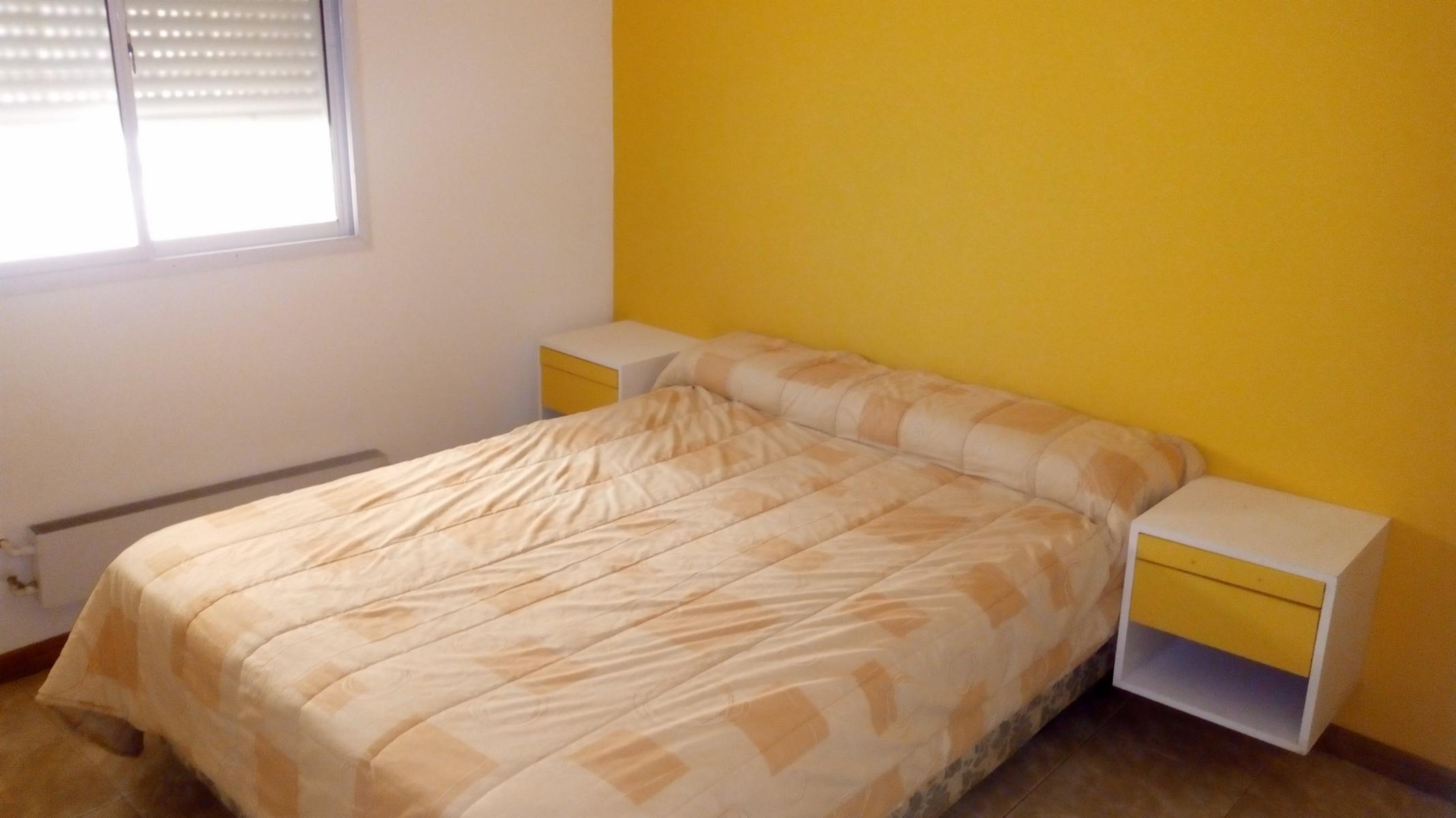 Casa De Barrio Con Todos Los Servicios — foto 5