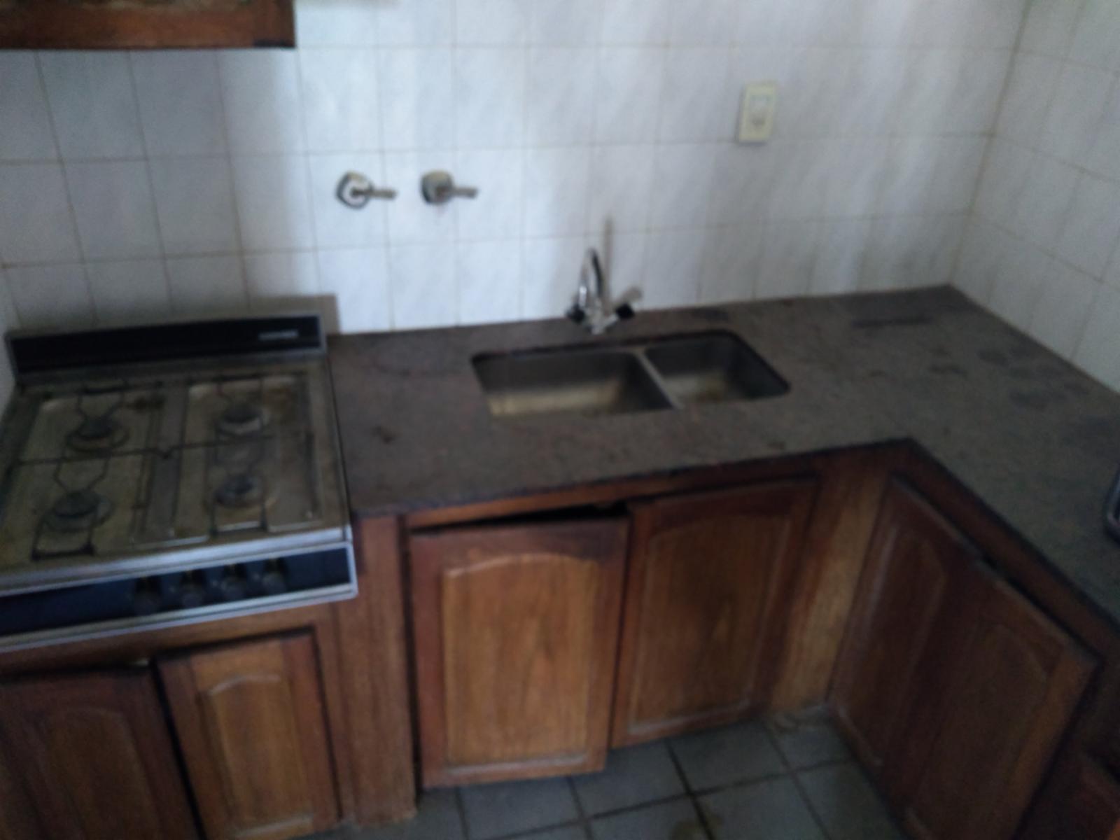 Oportunidad. Casa Y 2 Duplex En Monte Hermoso — foto 5