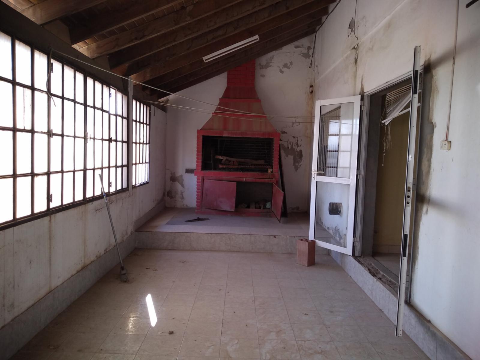 Oportunidad. Casa Y 2 Duplex En Monte Hermoso — foto 14