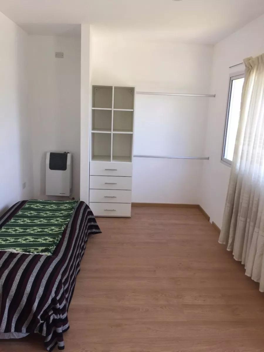 VENTA - CASA EN SANTA GUADALUPE U$S 187.000 OPORTUNIDAD — foto 3