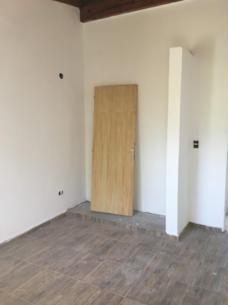 DEPARTAMENTO TIPO DUPLEX EN PLANTA ALTA DE 42MT2 . FALTA TERMINAR EL COCINA TIPO KITCHENET EXCELENTE OPORTUNIDAD — foto 3