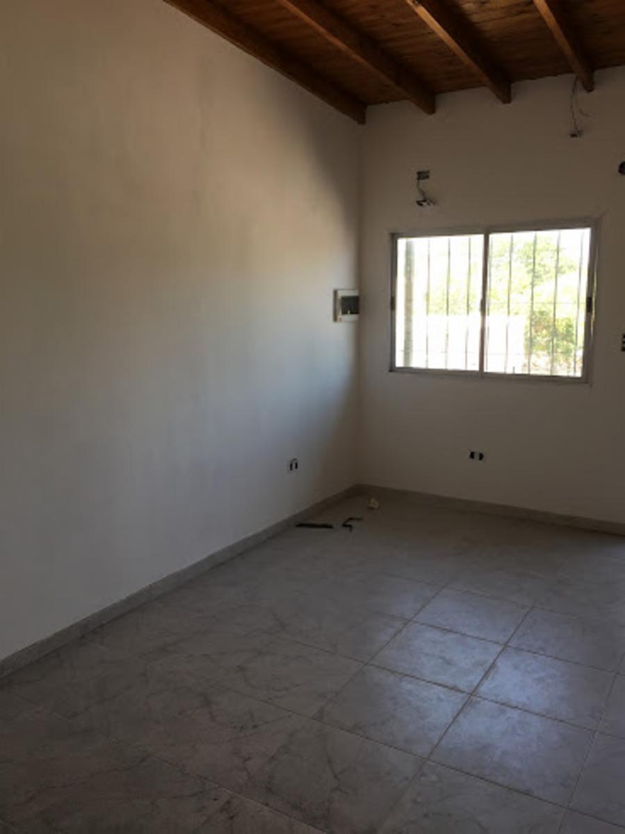 DEPARTAMENTO TIPO DUPLEX EN PLANTA ALTA DE 42MT2 . FALTA TERMINAR EL COCINA TIPO KITCHENET EXCELENTE OPORTUNIDAD — foto 8