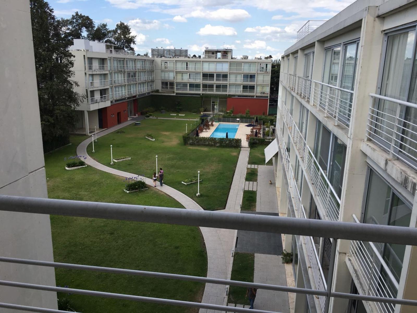 DEPARTAMENTO EN CONCORD PILAR $ 6800 - 1