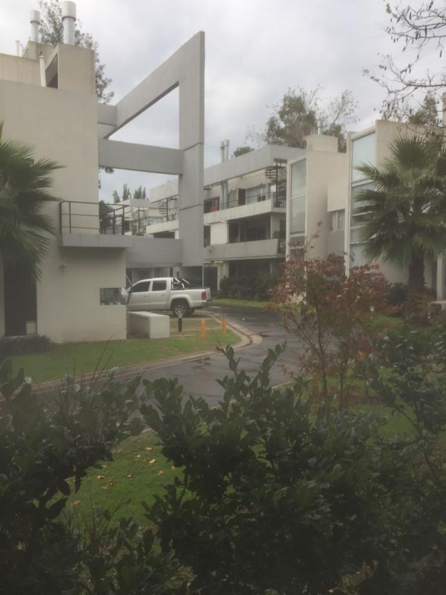 ALQUILER EN TERRAZAS DE HARAS - 9.500 de alquiler, mas 3.500 de expensas. Aumento semestral - 13