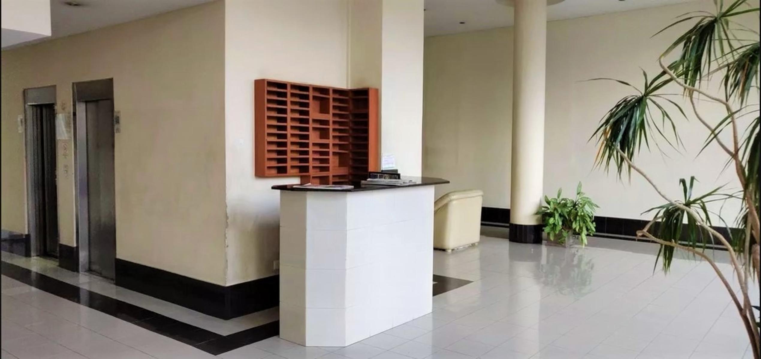 Inmobiliaria vende departamento 3am C/Cochera Poscina en Aahro muy luminoso — foto 2