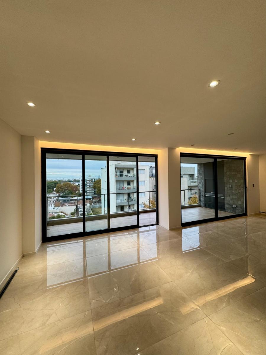 Venta Piso Completo - 4 Ambientes con cochera y parrilla (Saenz Peña) — foto 2