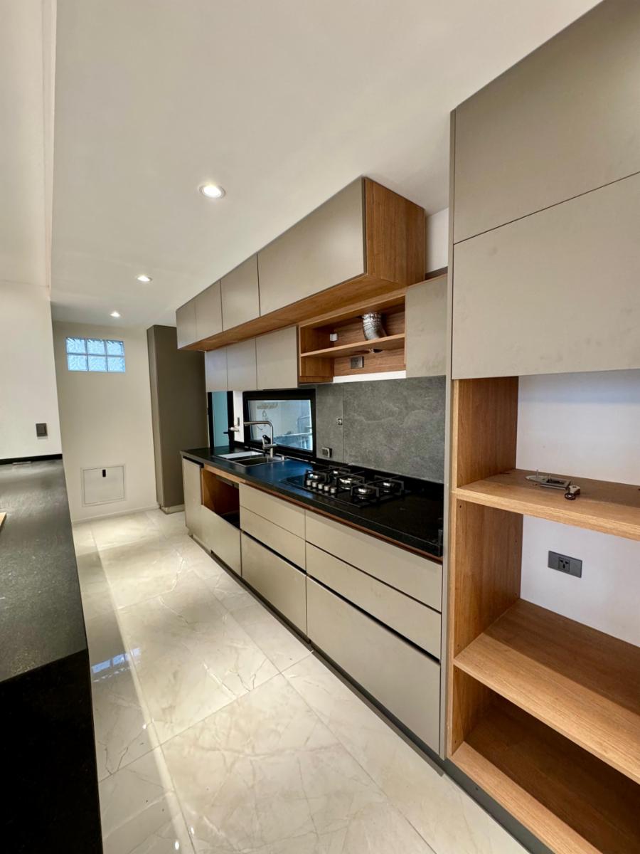 Venta Piso Completo - 4 Ambientes con cochera y parrilla (Saenz Peña) — foto 5