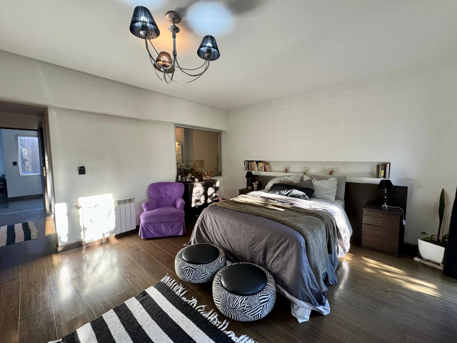 Imponente Chalet en Ciudad Jardin - El Palomar — foto 3