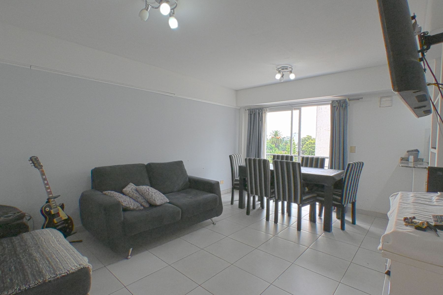 Venta Departamento 2 Ambientes Lateral En El Palomar — foto 3