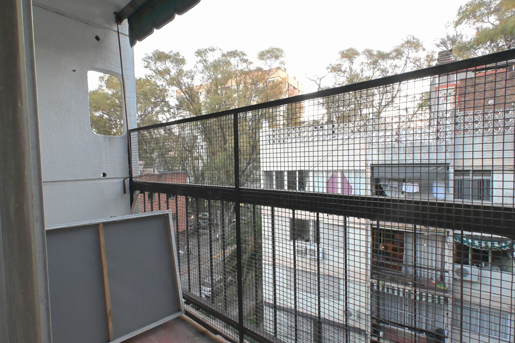 Venta Departamento 3 Ambientes Tercer Piso Frente Ciudad Jardin — foto 4