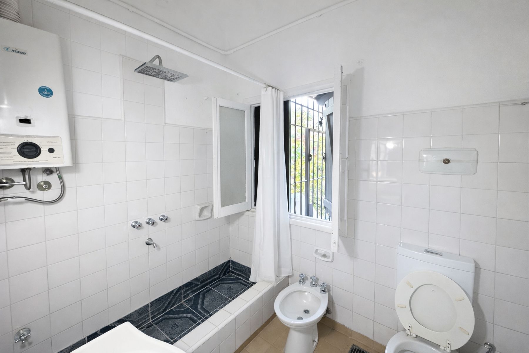 Venta Casa 5 Ambientes En Esquina Ramos Mejia - 12