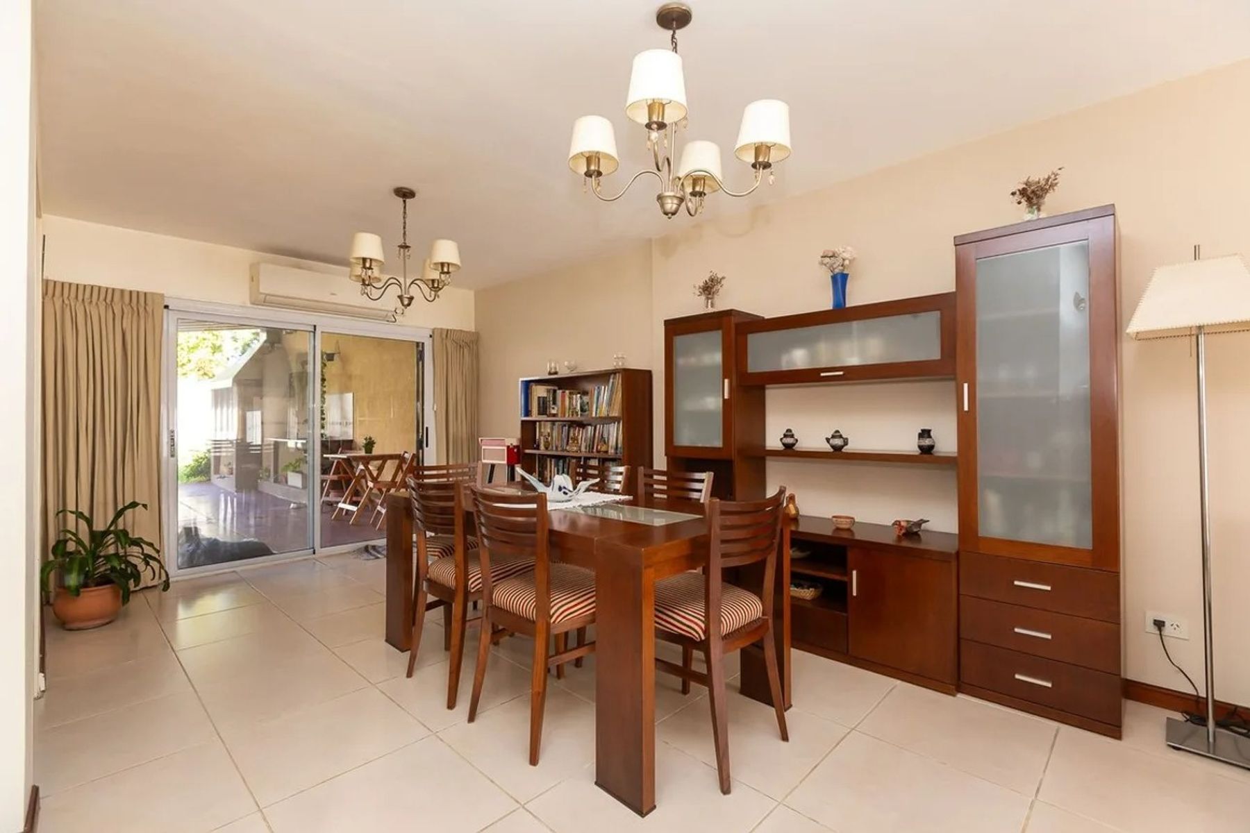 Venta Excepcional Casa 5 Ambientes En El Palomar - 4