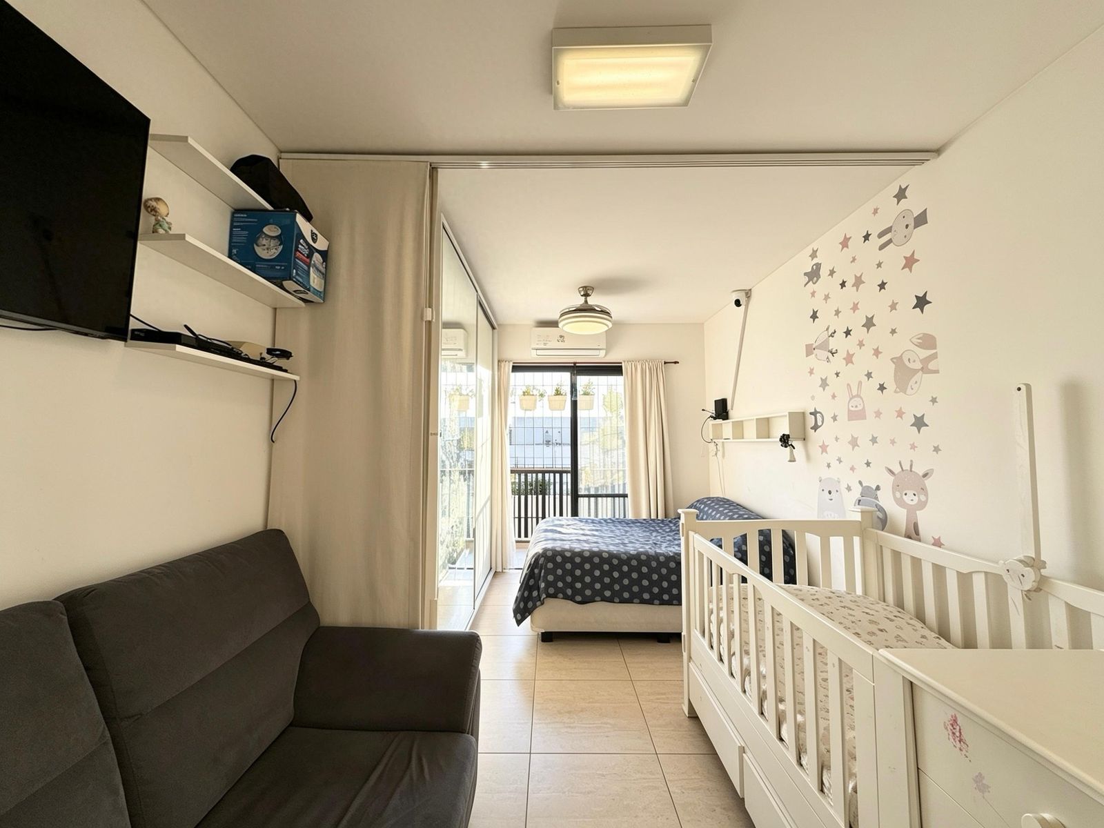VENTA - Monoambiente con balcón - El Palomar - 2