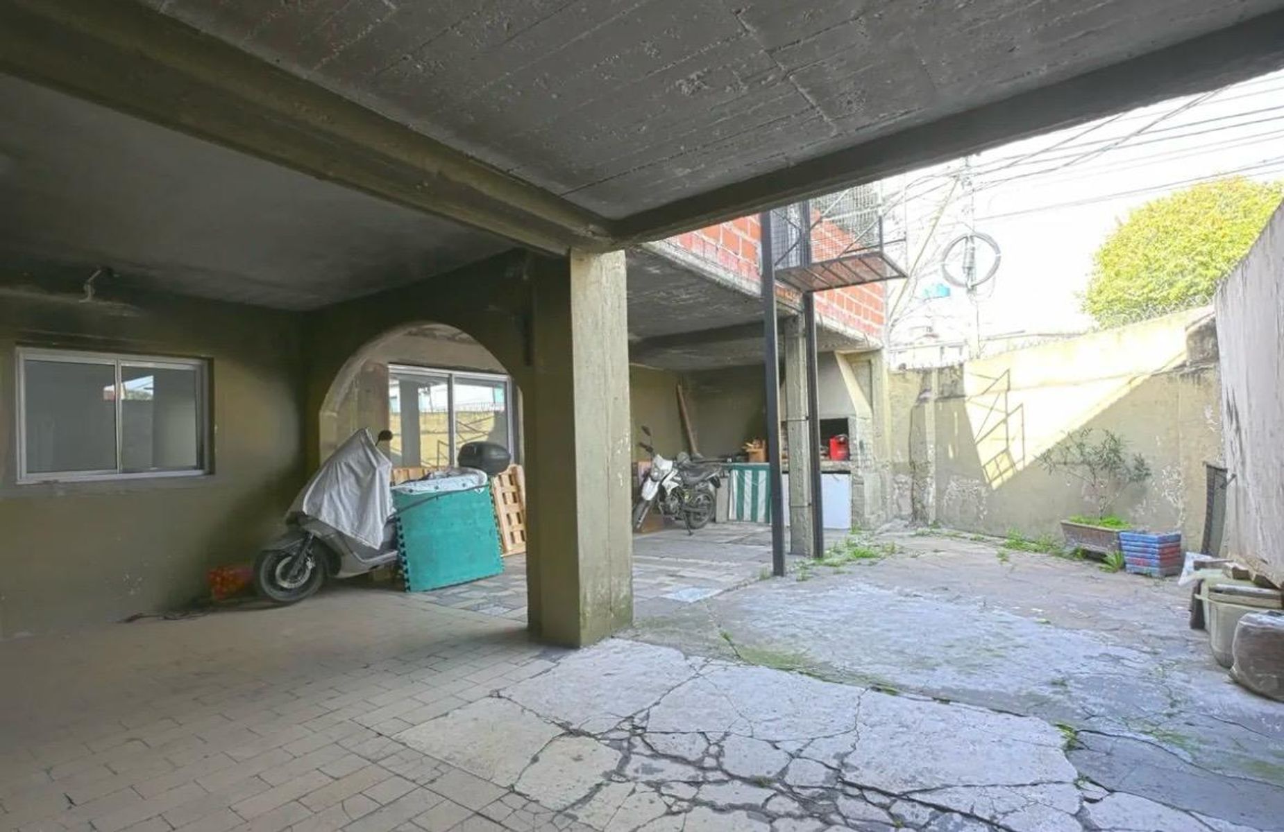 Venta PH 4 Ambientes Con Patio Y Cochera En Caseros - 8