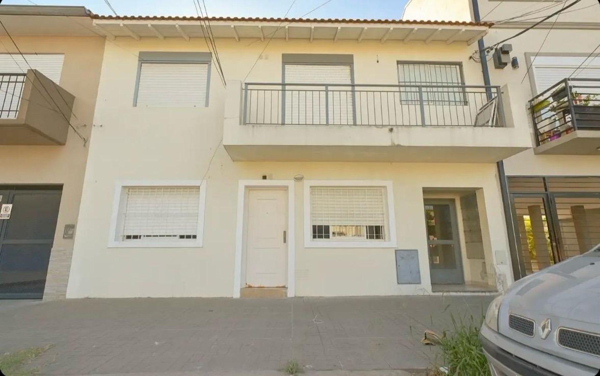 Departamento 2 ambientes en Venta Semipiso - Santos Lugares - 1