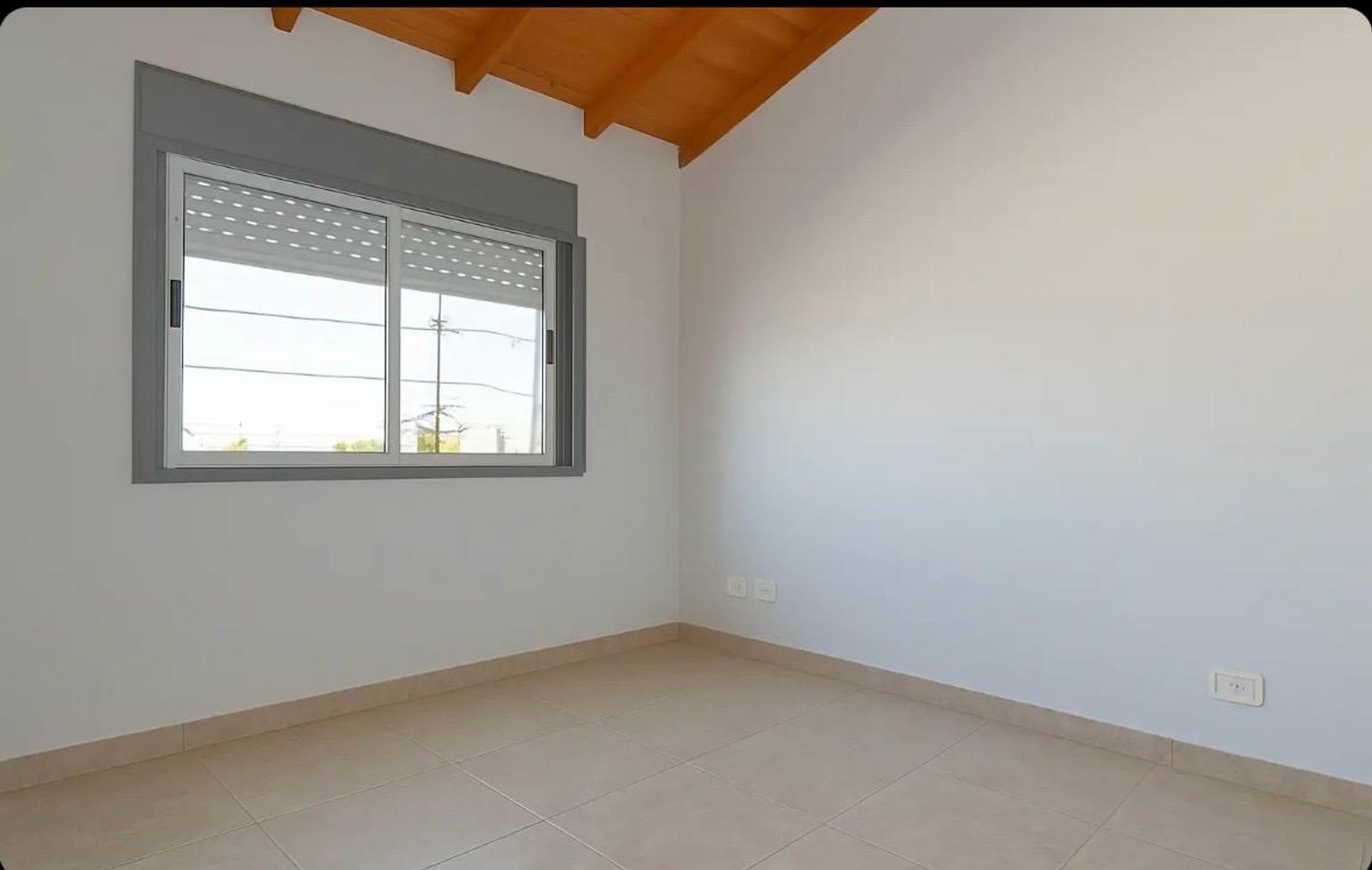 Departamento 2 ambientes en Venta Semipiso - Santos Lugares - 3