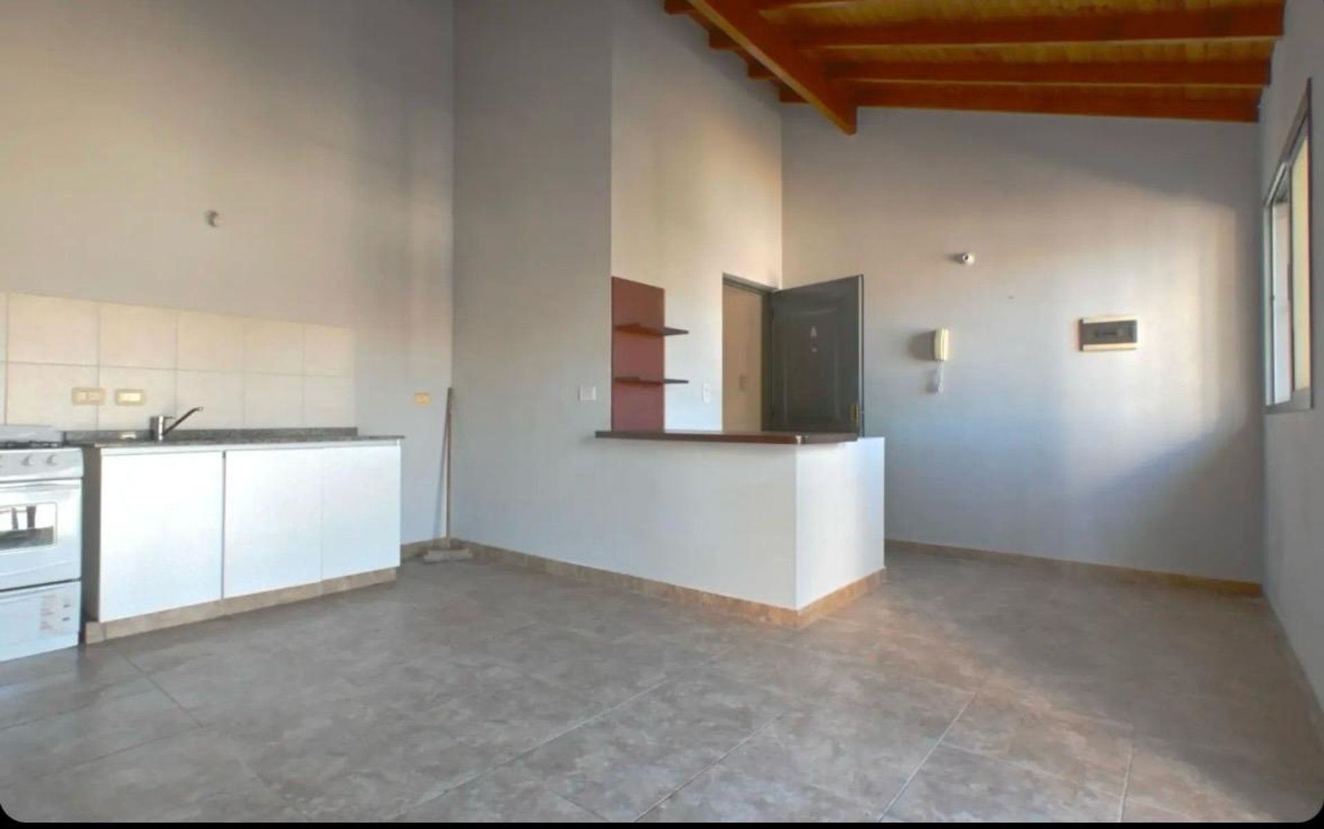 Departamento 2 ambientes en Venta Semipiso - Santos Lugares - 5