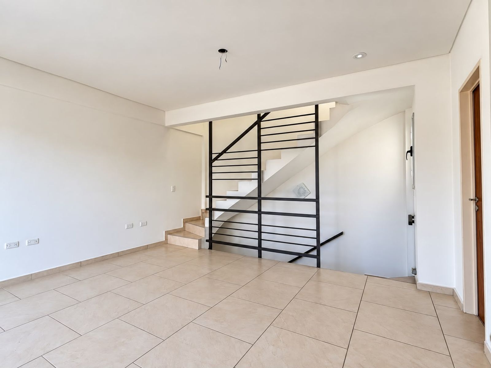 Venta Departamento 3 Ambientes Tipo Duplex Con Doble Cochera En El Palomar — foto 11