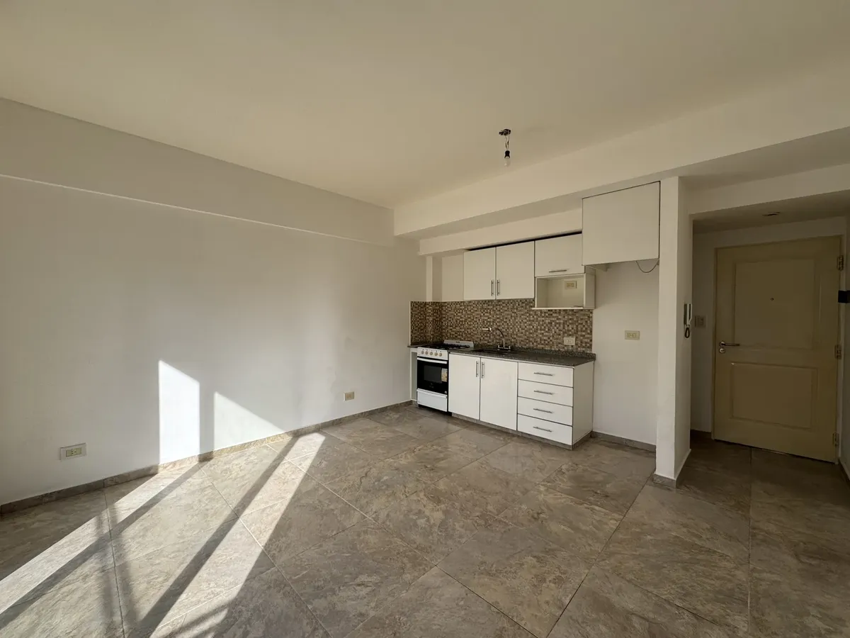 Alquiler Departamento 2 Ambientes con terraza privada - El Palomar — foto 3