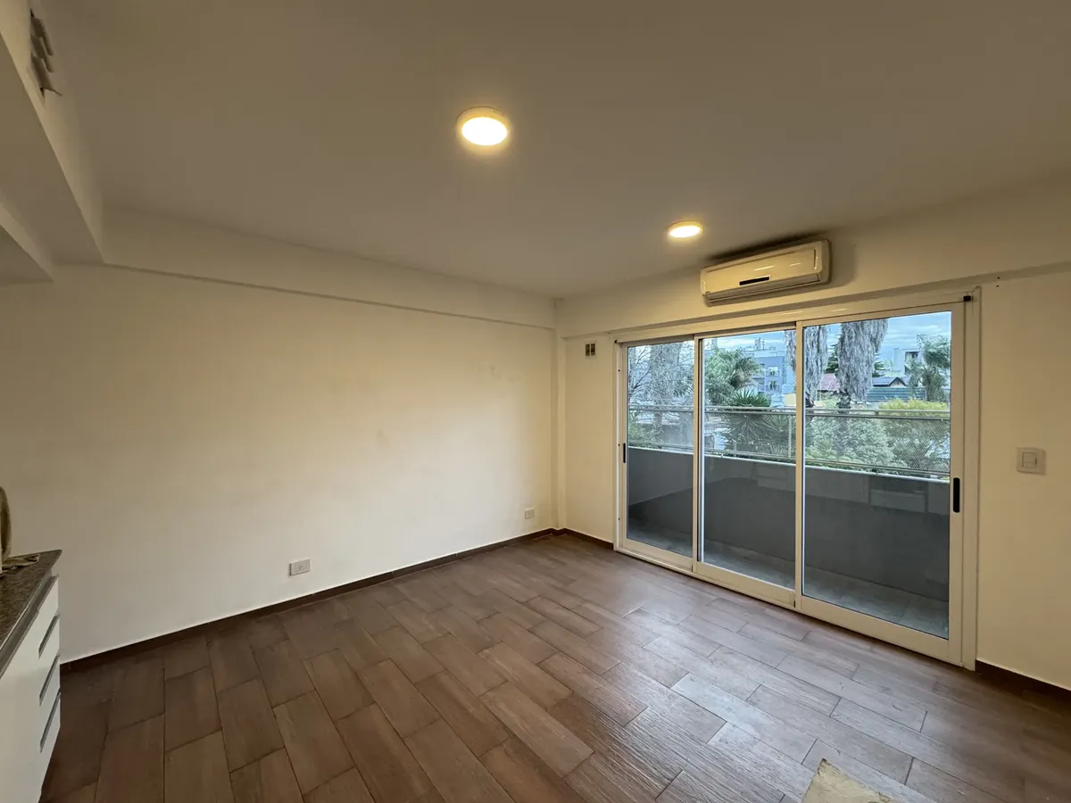 Alquiler Departamento 2 Ambientes Con Terraza Privada - El Palomar — foto 3