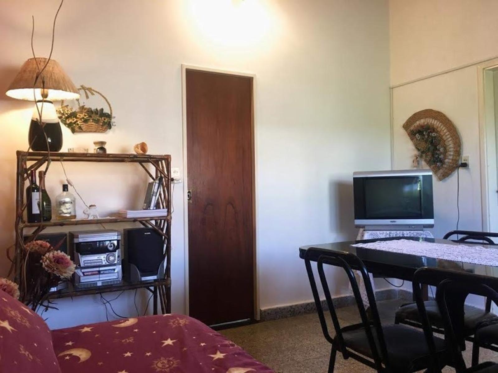 ALQUILO EXCELENTE CASA PARA VACACIONAR EN FAMILIA O CON AMIGOS PARA 5 PERSONAS, A 4 CUADRAS DEL MAR - 3
