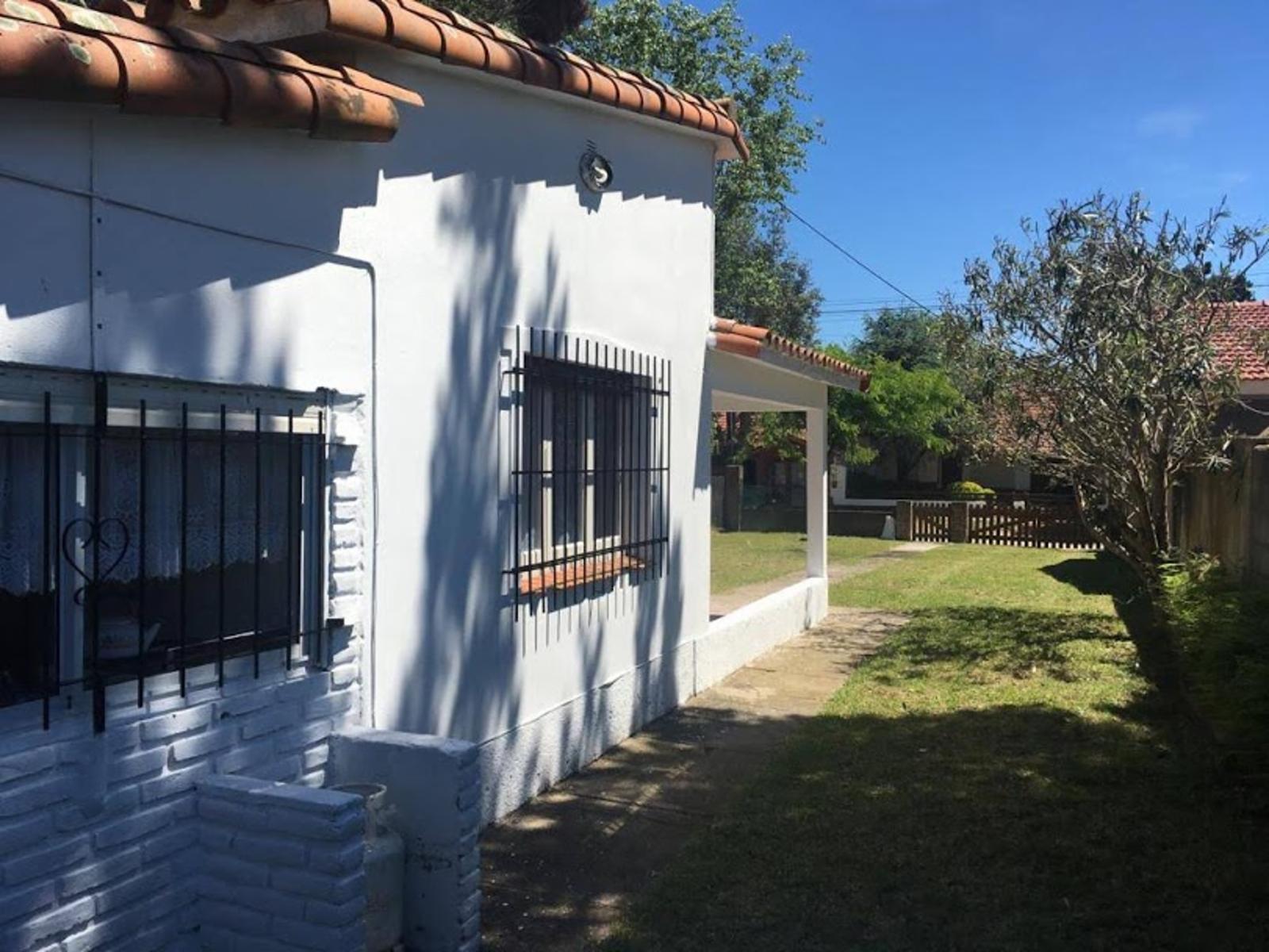 ALQUILO EXCELENTE CASA PARA VACACIONAR EN FAMILIA O CON AMIGOS PARA 5 PERSONAS, A 4 CUADRAS DEL MAR - 12