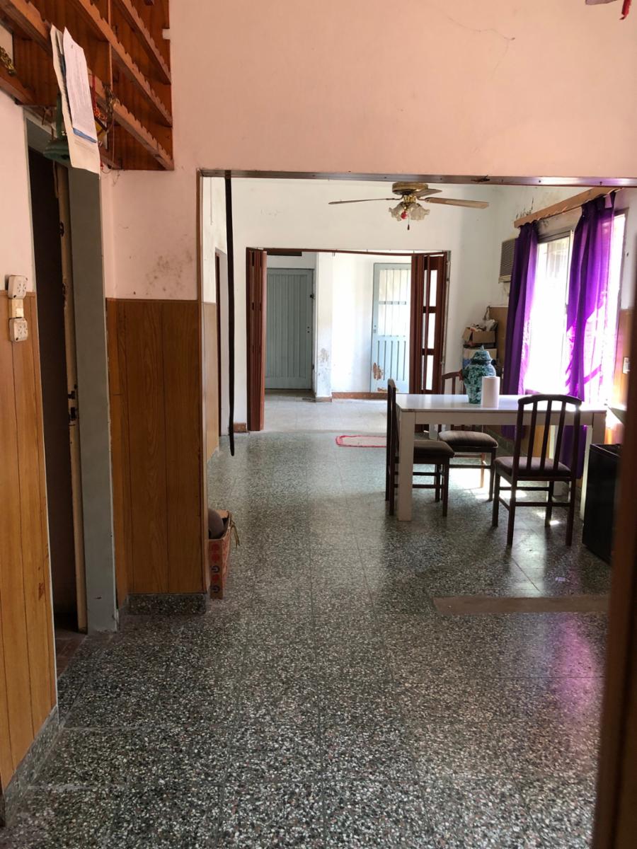 venta casa con cochera cubierta, terreno propio 10x30 amplia y provechoso para nucleo familiar — foto 5